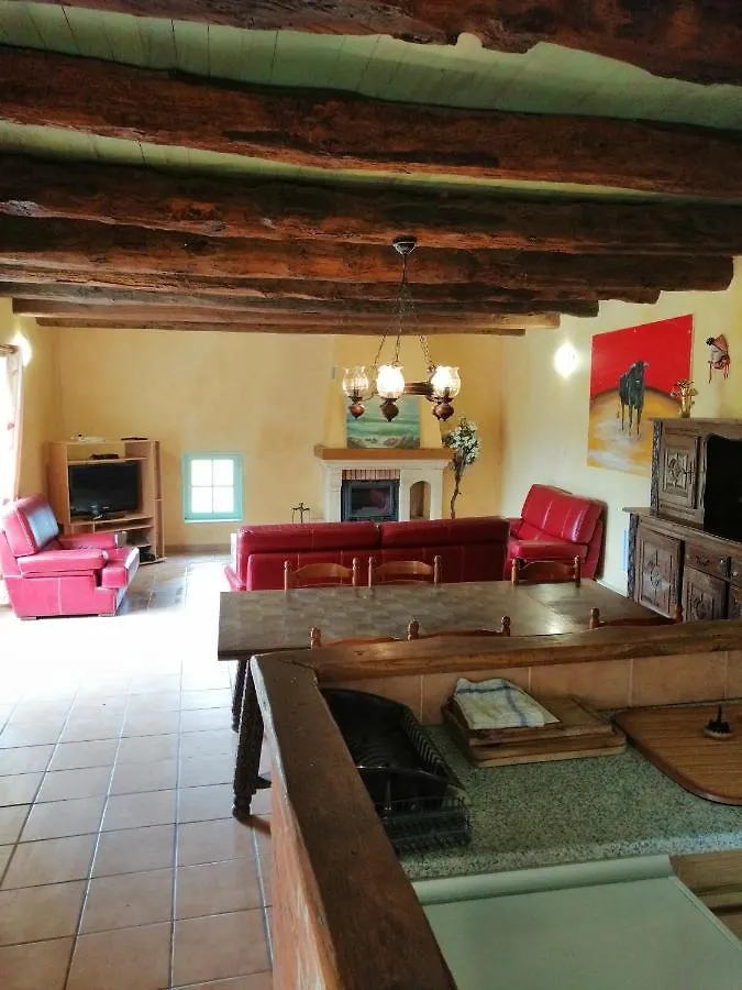 Holiday home Domaine De Lavade Villa Verfeil-sur-Seye